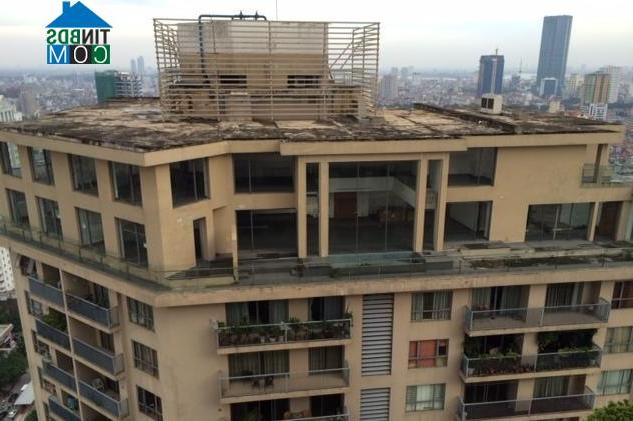 Ảnh Cư dân chung cư Sky City căng băng rôn phản đối chủ đầu tư