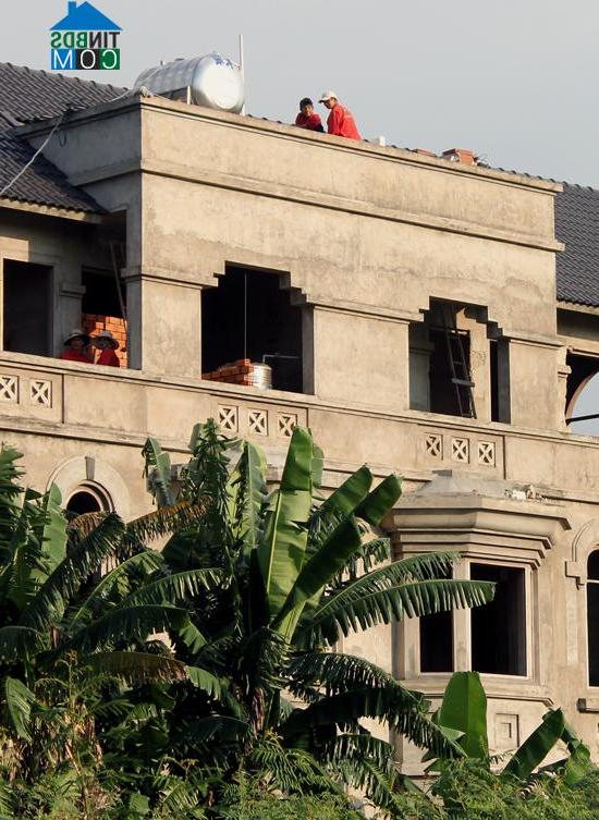 Các biệt thự vẫn túc tắc được triển khai tiếp