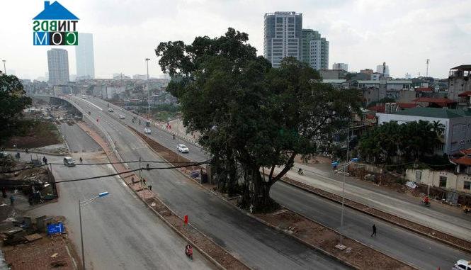 Ảnh Thông xe đường 1000 tỷ đồng/km đoạn Nhật Tân - Cầu Giấy