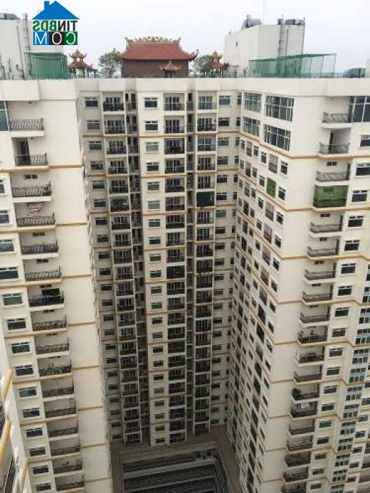 Ảnh Xây chùa trên nóc chung cư: Ai bật đèn xanh cho đại gia?