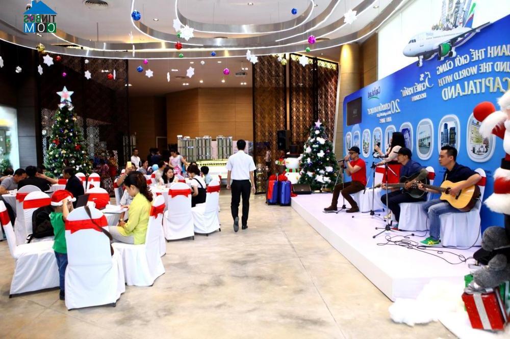 Ảnh Tưng bừng chào đón Giáng Sinh cùng CapitaLand