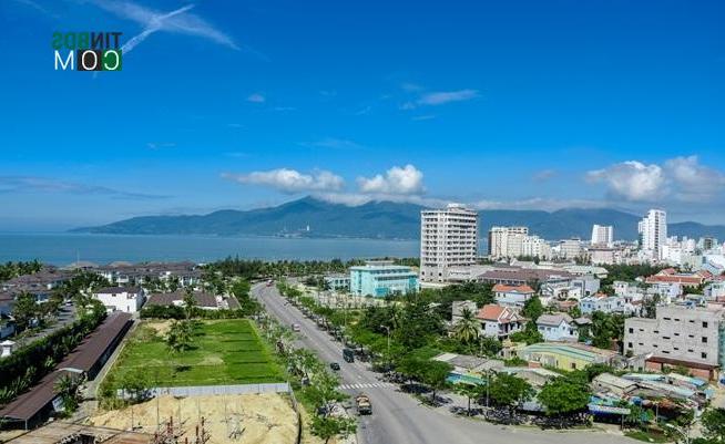 Ảnh Đà Nẵng: Hàng loạt nhà cao tầng chặn lối ra biển