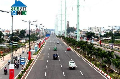 Ảnh Samland Airport tâm điểm dọc đại lộ Phạm Văn Đồng