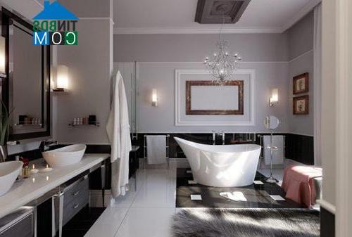 Bạn cũng có thể treo đèn ngay trên bồn tắm để khi nằm thư giãn có thể tận hưởng đươc vẻ đẹp của ánh sáng