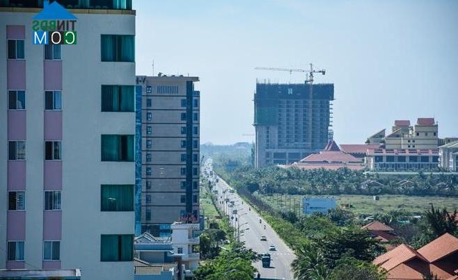 Ảnh Đà Nẵng: Hàng loạt nhà cao tầng chặn lối ra biển