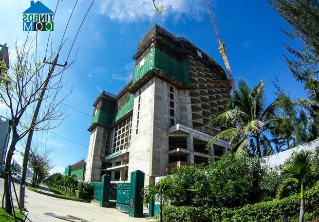 Ảnh Đà Nẵng: Hàng loạt nhà cao tầng chặn lối ra biển