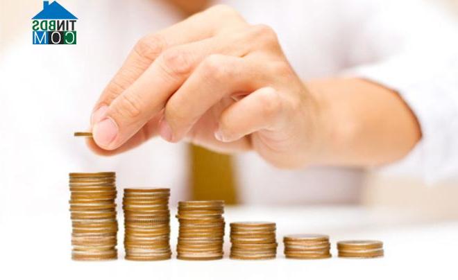 Ảnh Tp.HCM: Sàn môi giới nhà đất ồ ạt "tung quân" tấn công thị trường