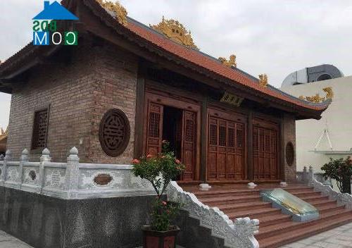 Ảnh Hà Nội: Chung cư xây chùa trên tầng thượng
