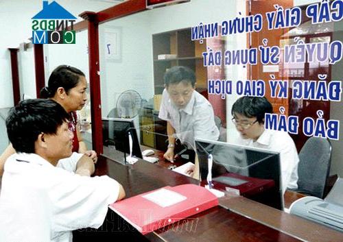 Ảnh Mua đất chung có được đứng tên trong sổ đỏ?