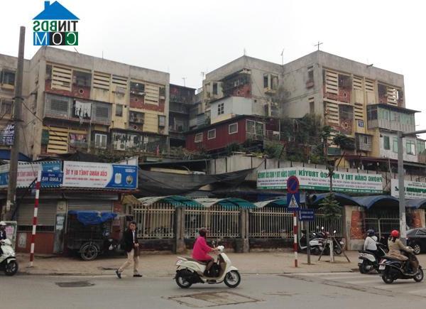 Tại khu vực nội đô, chung cư cũ được rao bán với giá cao ngất