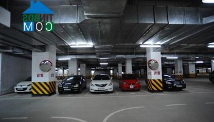 Ảnh Lo ngại tình trạng mua bán tùm lum chỗ để ô tô trong chung cư