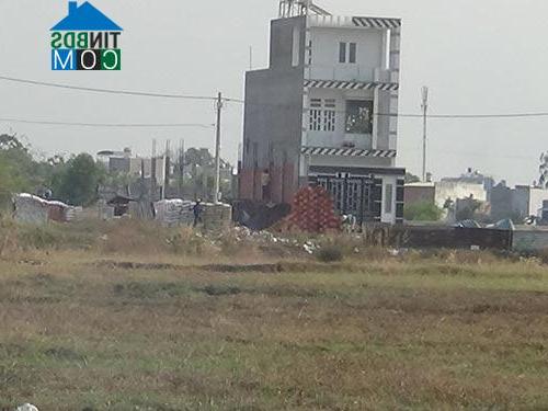 Ảnh Dễ dãi trong tách thửa đất tại Hóc Môn: Miếng bánh béo bở!