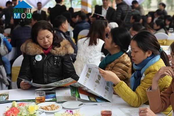 Khách hàng cần tìm hiểu kỹ các thông tin khi tìm mua nhà