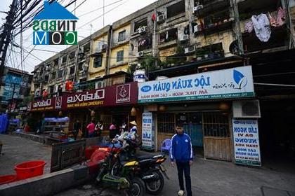 Ảnh Cận cảnh những chung cư cũ Hà Nội khiến người xem rùng mình
