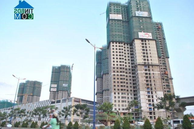 Ảnh Nhiều dự án BĐS tại Tp.HCM vẫn đang tăng tốc xây dựng