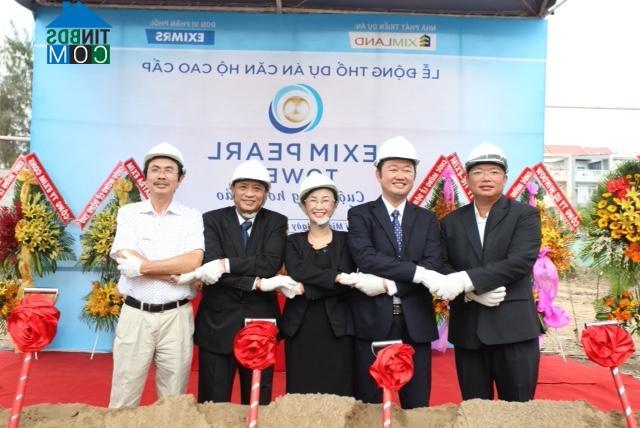 Kết thúc lễ động thổ