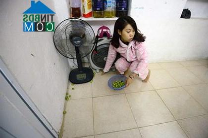 Ảnh Cận cảnh những chung cư cũ Hà Nội khiến người xem rùng mình