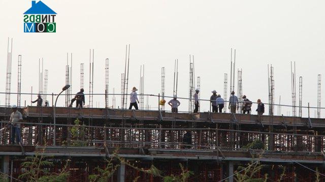 Ảnh Nhiều dự án BĐS tại Tp.HCM vẫn đang tăng tốc xây dựng