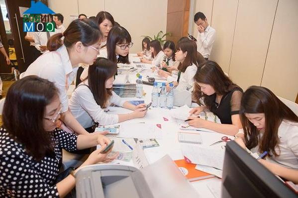 Ảnh "Thỏi nam châm" cực mạnh của thị trường địa ốc Hà Nội