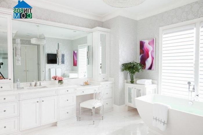Ánh sáng sử dụng ở khu vực bàn trang điểm cực kỳ quan trọng