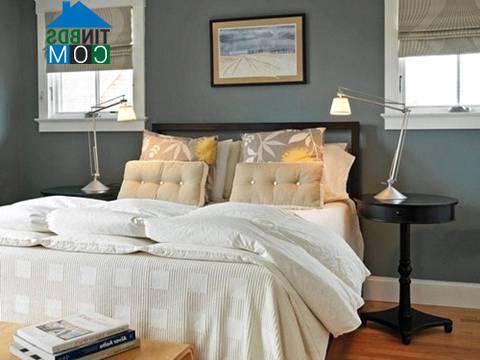 Gam màu xám vẫn có thể khiến phòng ngủ trở nên ấm áp