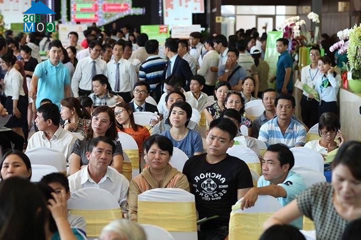 Ảnh Giao dịch căn hộ tại Tp.HCM trong quý II giảm mạnh