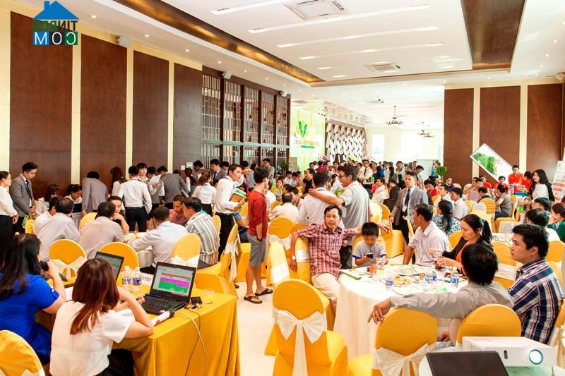 Ảnh Áp lực cạnh tranh gia tăng trên thị trường địa ốc Tp.HCM