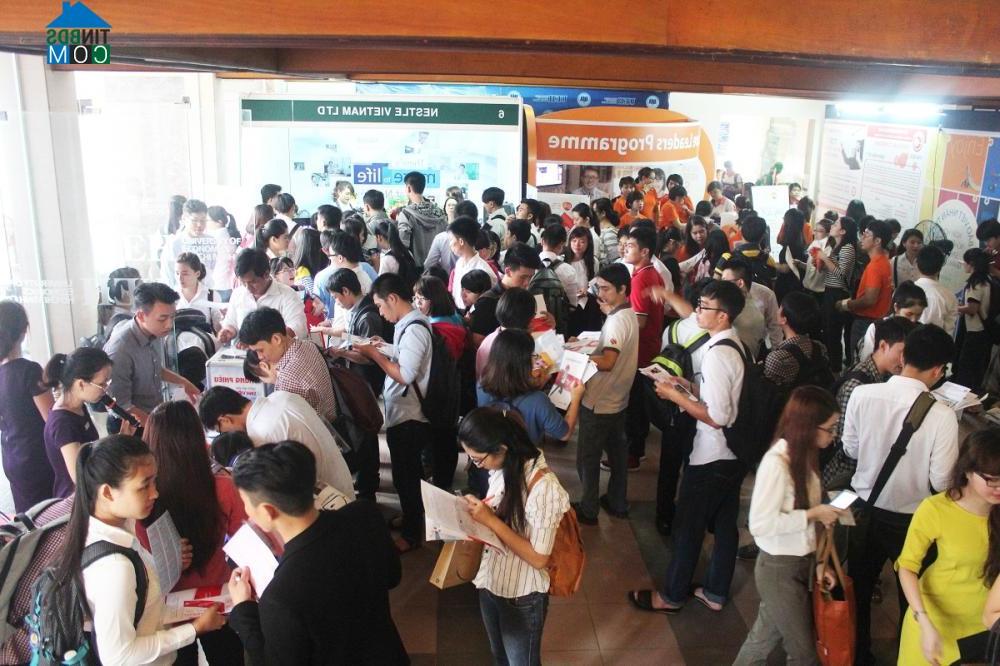 Ảnh Cơ hội việc làm tại “Ngày hội nghề nghiệp sinh viên – nhân lực trẻ Tp.HCM năm 2016”