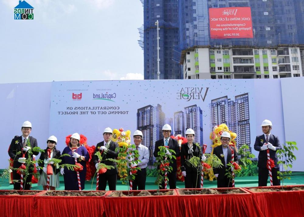 Ảnh Cất nóc dự án Vista Verde