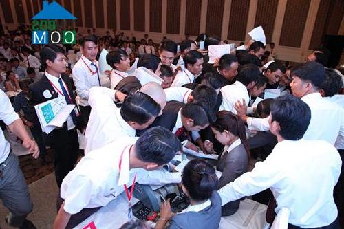 Ảnh Môi giới địa ốc: đừng bán rẻ linh hồn vì đồng tiền!