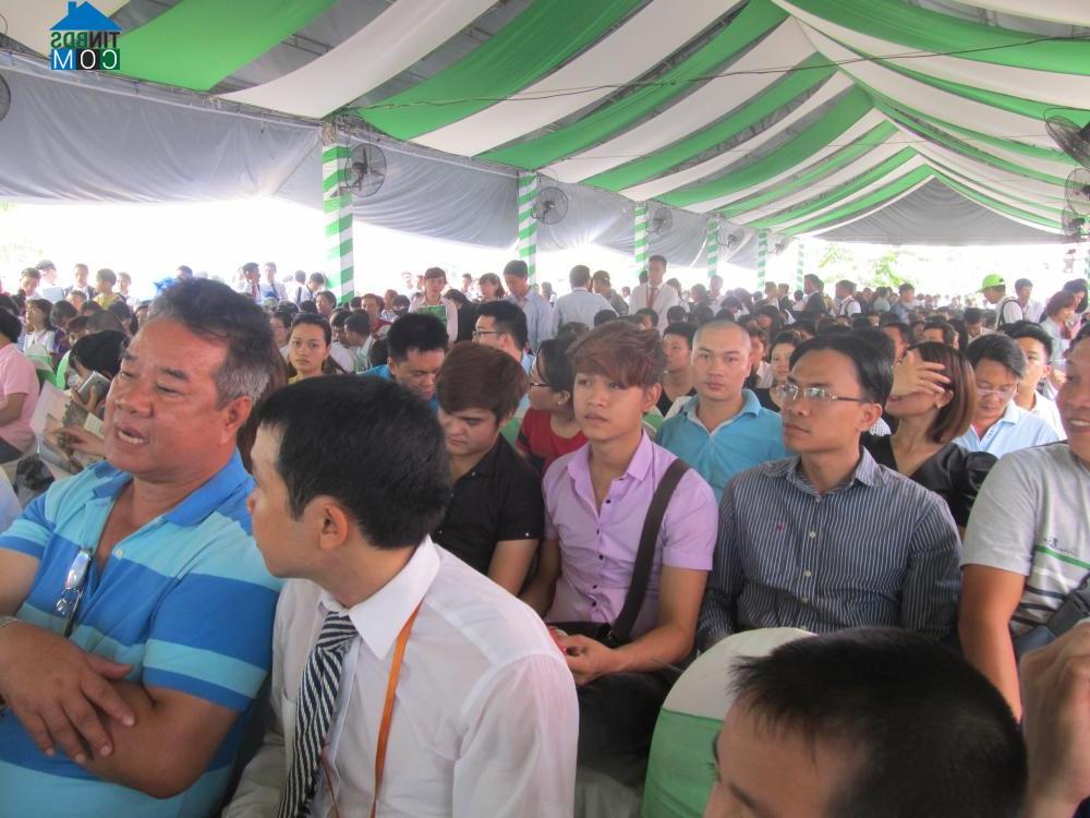 Ảnh Khoảng trống pháp lý khiến người mua nhà chịu lãi suất vay cao
