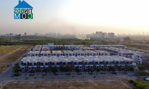 Ảnh Tp.HCM: Đất nền, nhà liền thổ tăng giá suốt 12 tháng