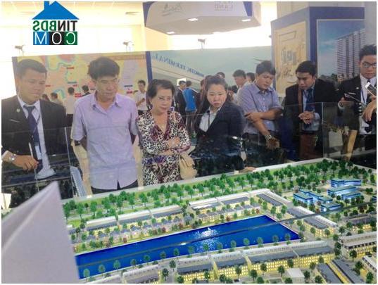 Ảnh Nếu chỉ dựa vào lương, phần lớn người Việt không thể mua được nhà!