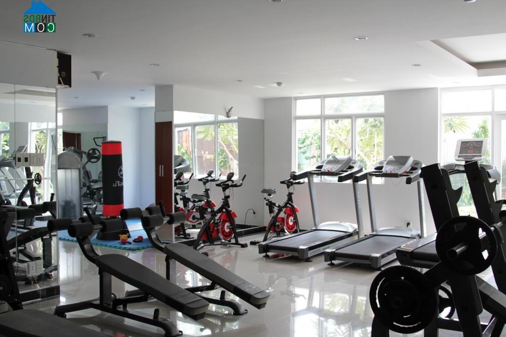 Phòng tập gym hiện đại