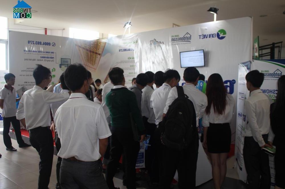 Ảnh Tinbds.COM hút khách trong ngày khai mạc Viethome Expo 2016