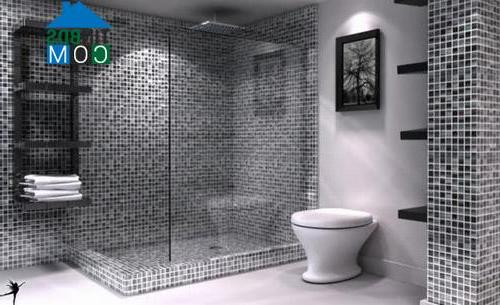 Ảnh Phòng tắm kỳ ảo với gạch mosaic thủy tinh