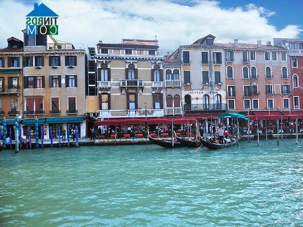 Ảnh Italy: Tận dụng bất động sản bơm tiền mặt cho hệ thống tài chính