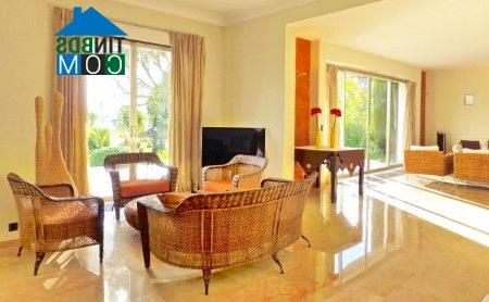 Ảnh Đấu giá biệt thự của Bạc Hy Lai tại Pháp, giá khởi điểm 8,5 triệu USD