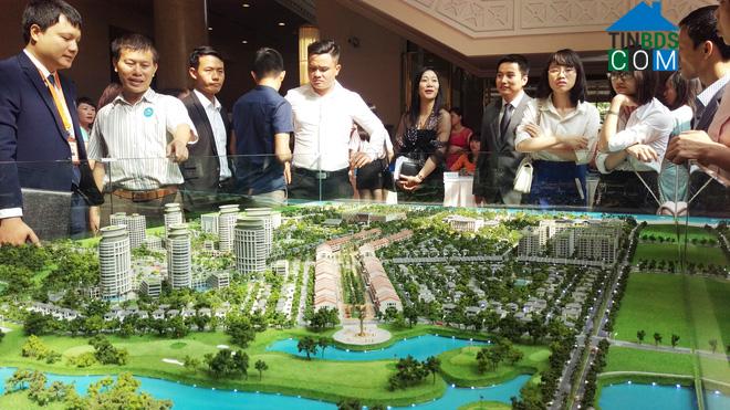 Ảnh Giá nhà đất khu Đông Tp.HCM tăng đột biến