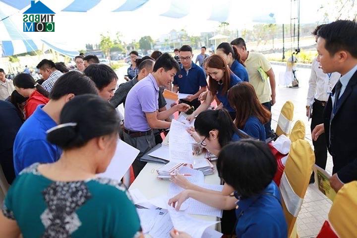 Ảnh Giao dịch nhà đất Tp.HCM: cháy hàng căn hộ diện tích nhỏ