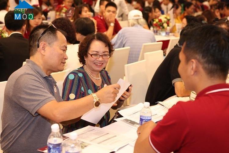 Ảnh Hành trình “săn” nhà của những chủ nhân căn hộ cao cấp
