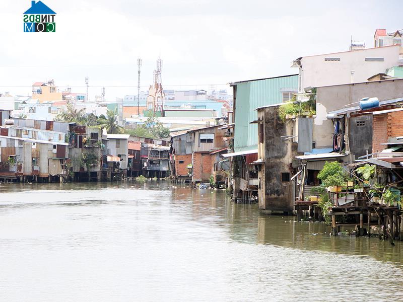 Dự án Xóa nhà ổ chuột ven kênh vẫn dậm chân tại chỗ