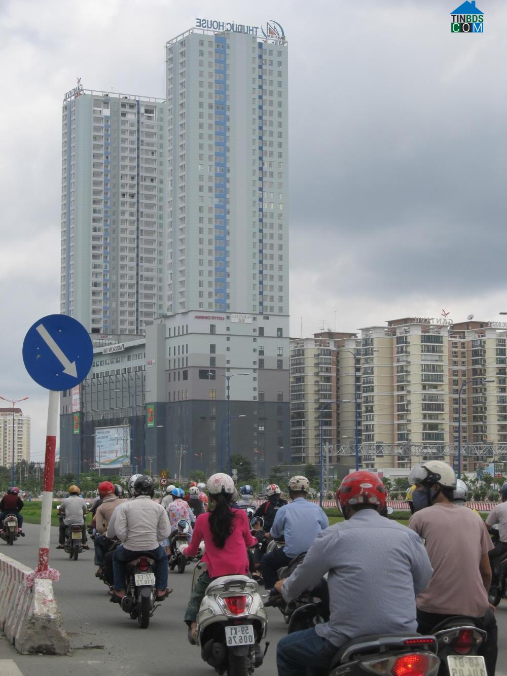 Ảnh Đại gia địa ốc đua nhau giành “miếng bánh ngon” khu Đông Sài Gòn