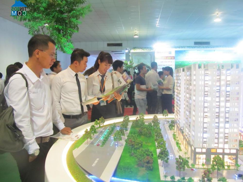Ảnh TTBĐS tháng 8/2016: Phân khúc bình dân hạn chế nguồn cung mới, trung và cao cấp tăng mạnh