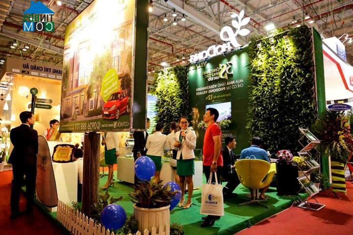 Ảnh PhoDong Village hút khách với chương trình mua nhà tặng xe Volkswagen