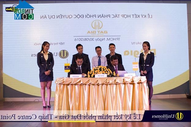 Ảnh Sự kiện lễ ký kết phân phối dự án Đạt Gia – Tháp Centre Point