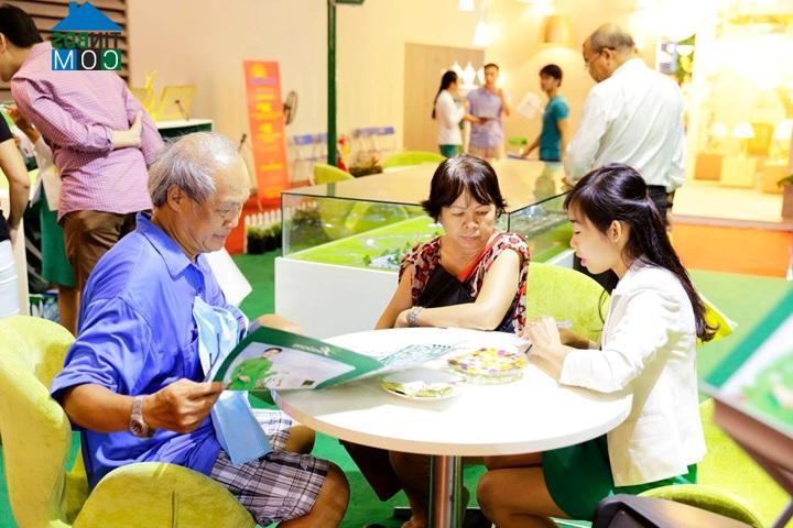 Ảnh PhoDong Village hút khách với chương trình mua nhà tặng xe Volkswagen