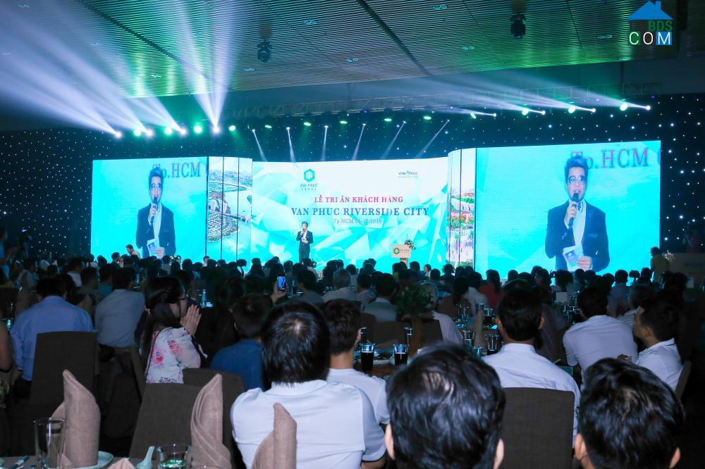 Ảnh Gần 1.000 người dự lễ mở bán nhà liên kế Vạn Phúc Riverside City