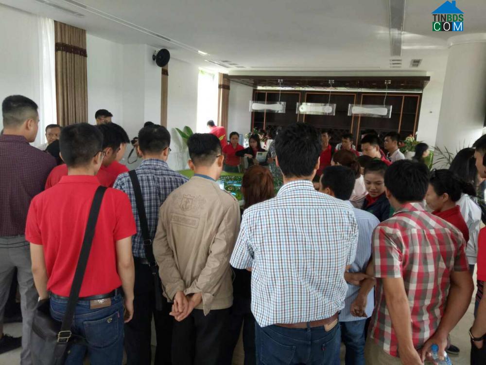 Ảnh Đồng tiền thông minh đổ về BĐS khu Nam Sài Gòn