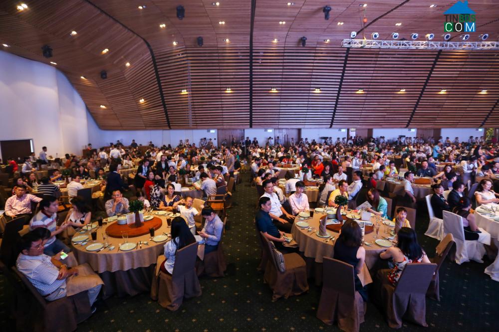 Ảnh Gần 1.000 người dự lễ mở bán nhà liên kế Vạn Phúc Riverside City